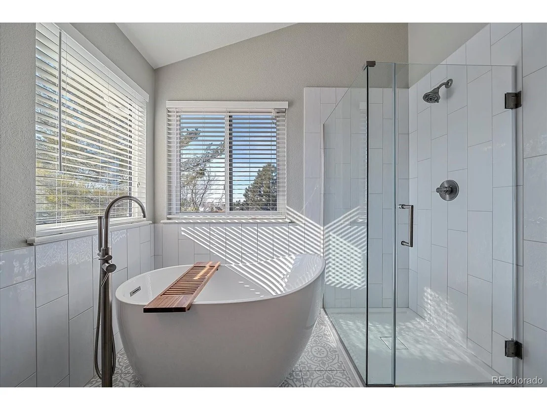 Photo of 6943 Edgewood Trl