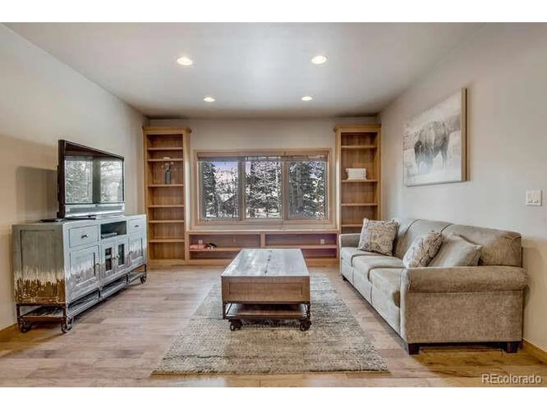 Photo of 89 Fairview Cir