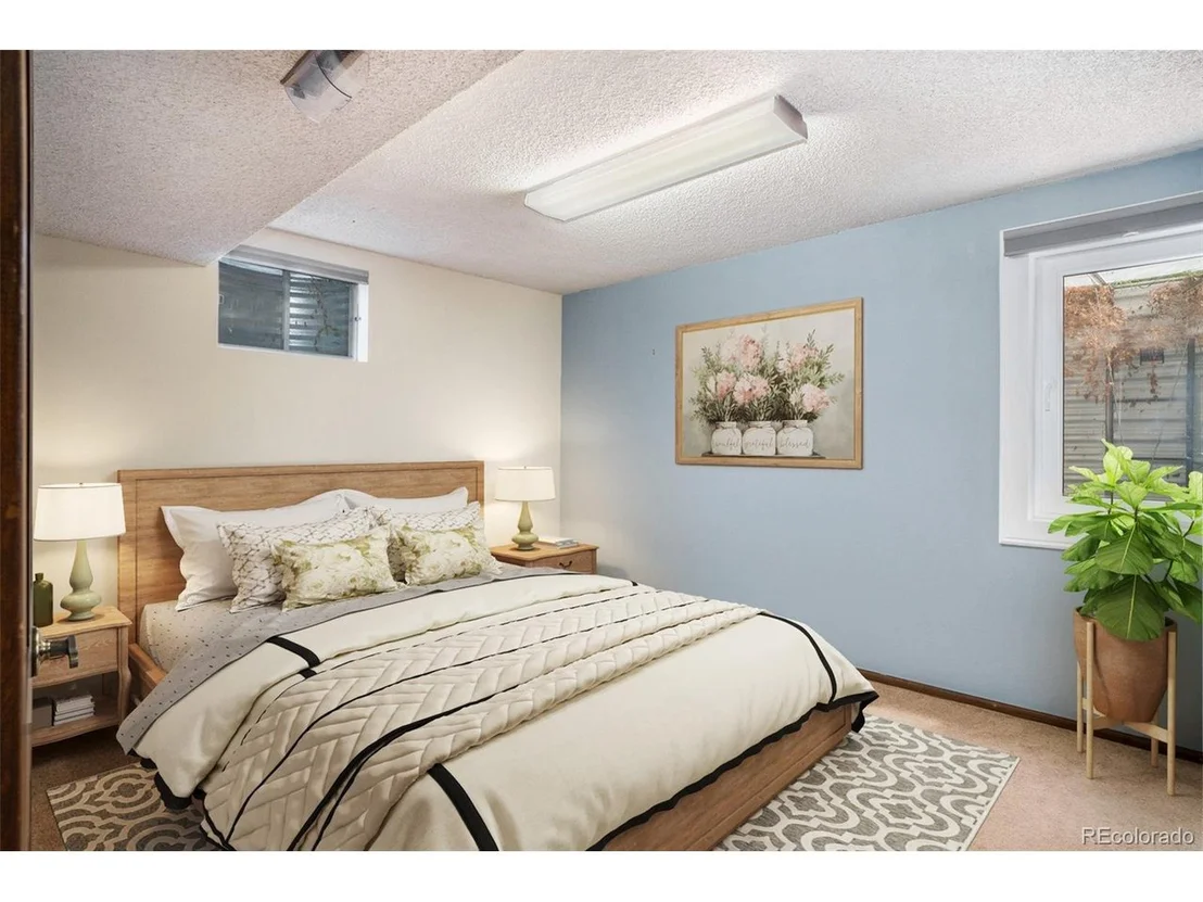 Photo of 2701 Pheasant Run