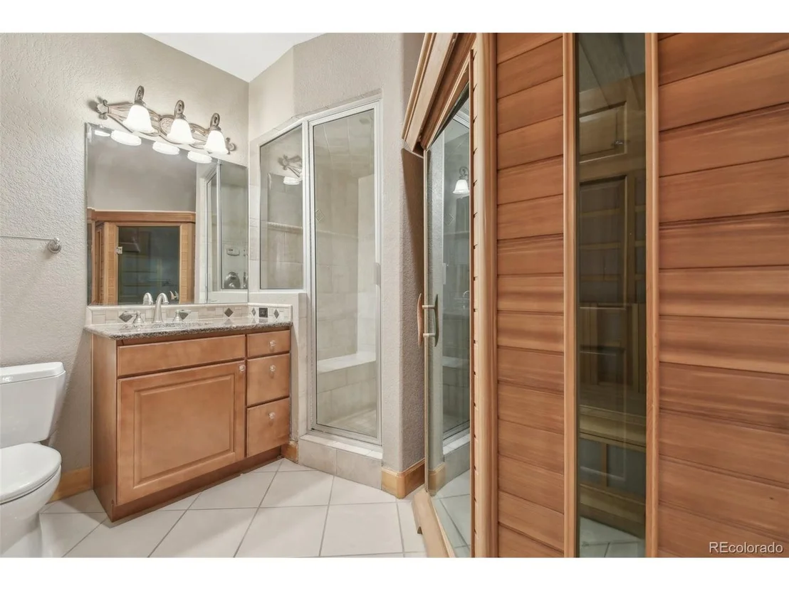 Photo of 722 Elm Cir