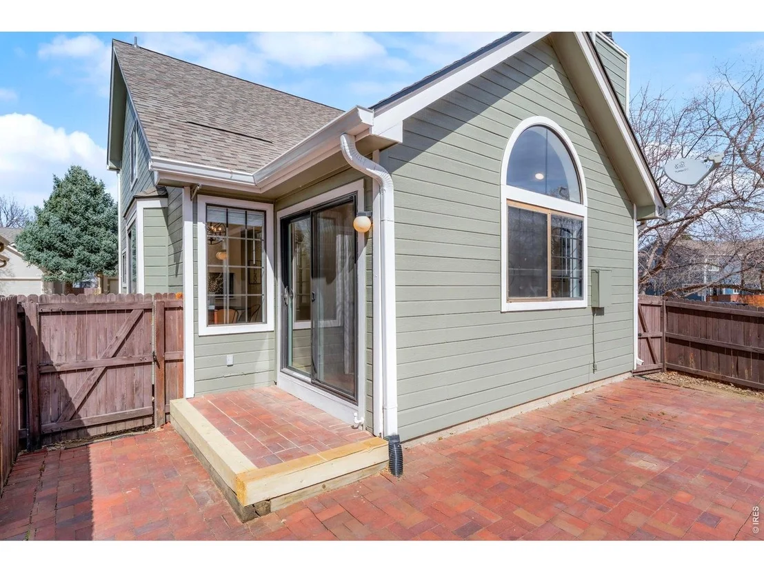 Photo of 4848 Baldwin Pl