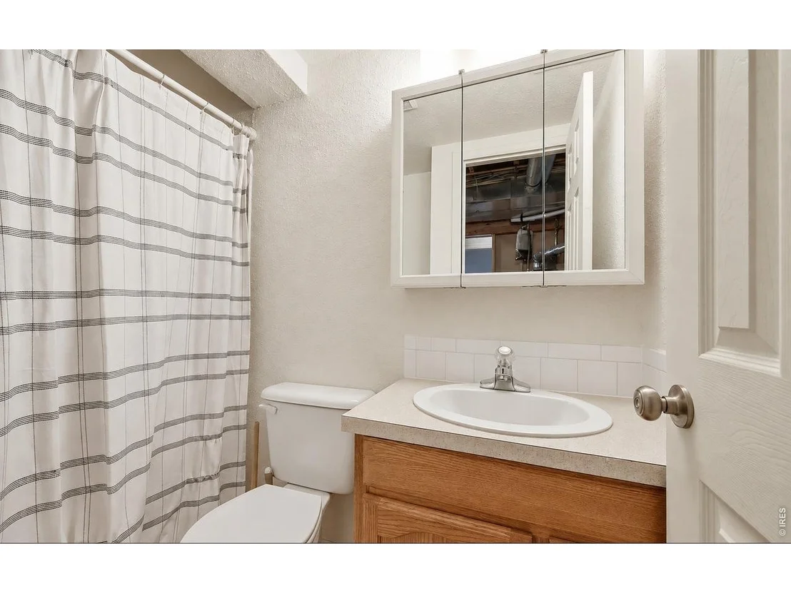 Photo of 214 17th Ave