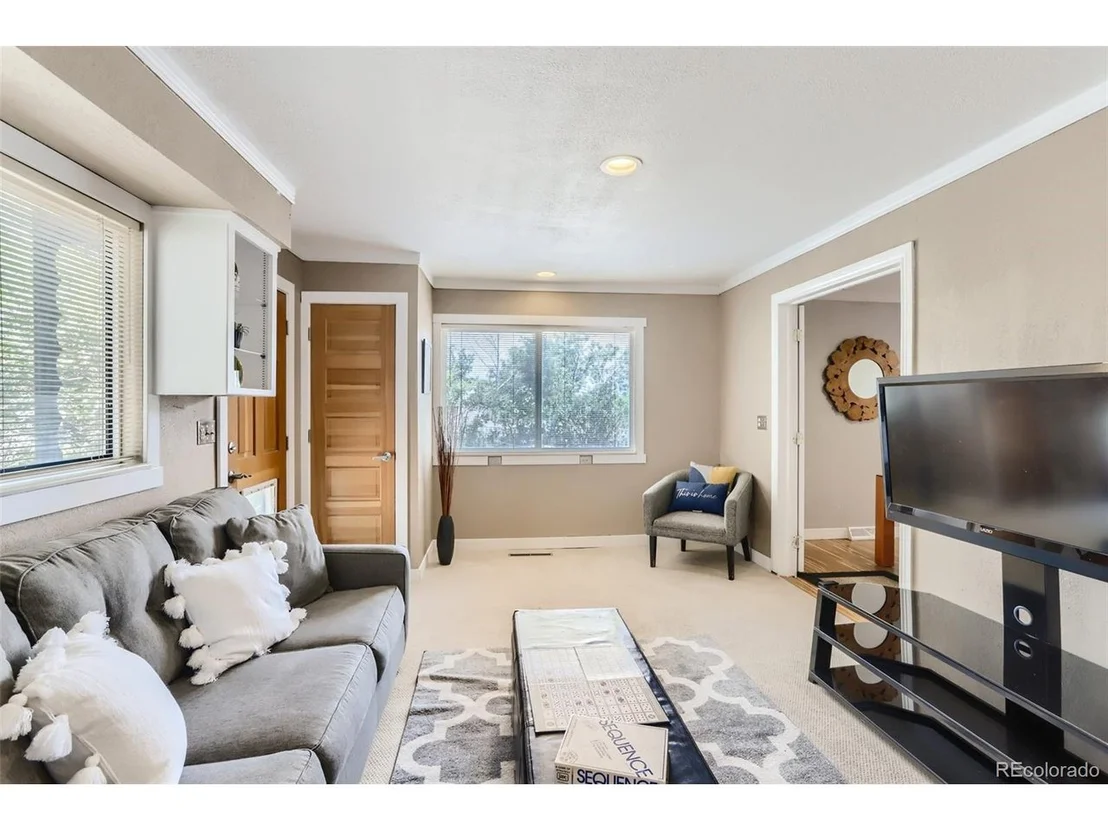 Photo of 115 Baylor Dr