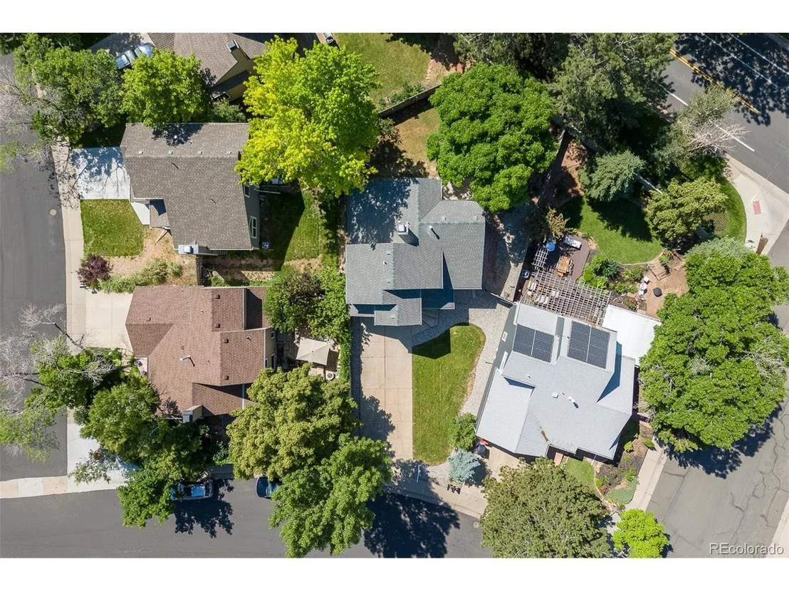 Photo of 2640 Overlook Dr
