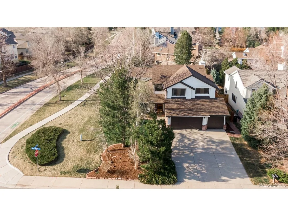 Photo of 5903 Wellington Rd
