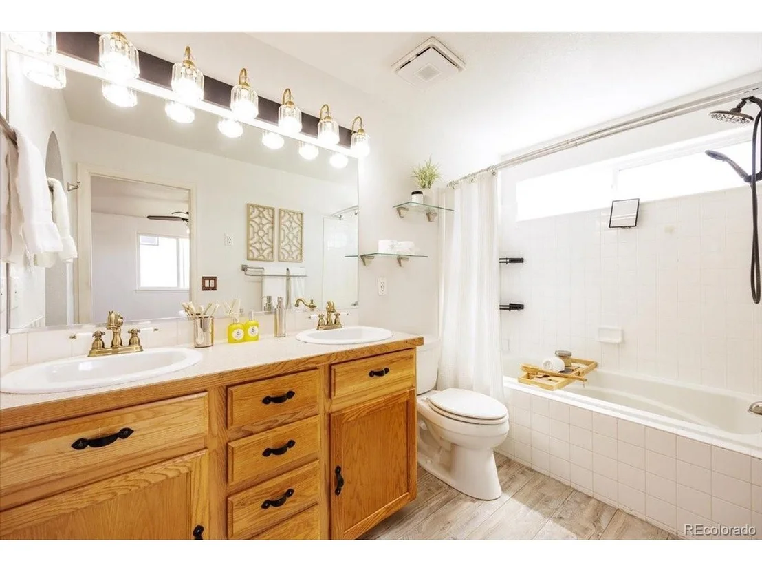 Photo of 2269 Talon Pkwy