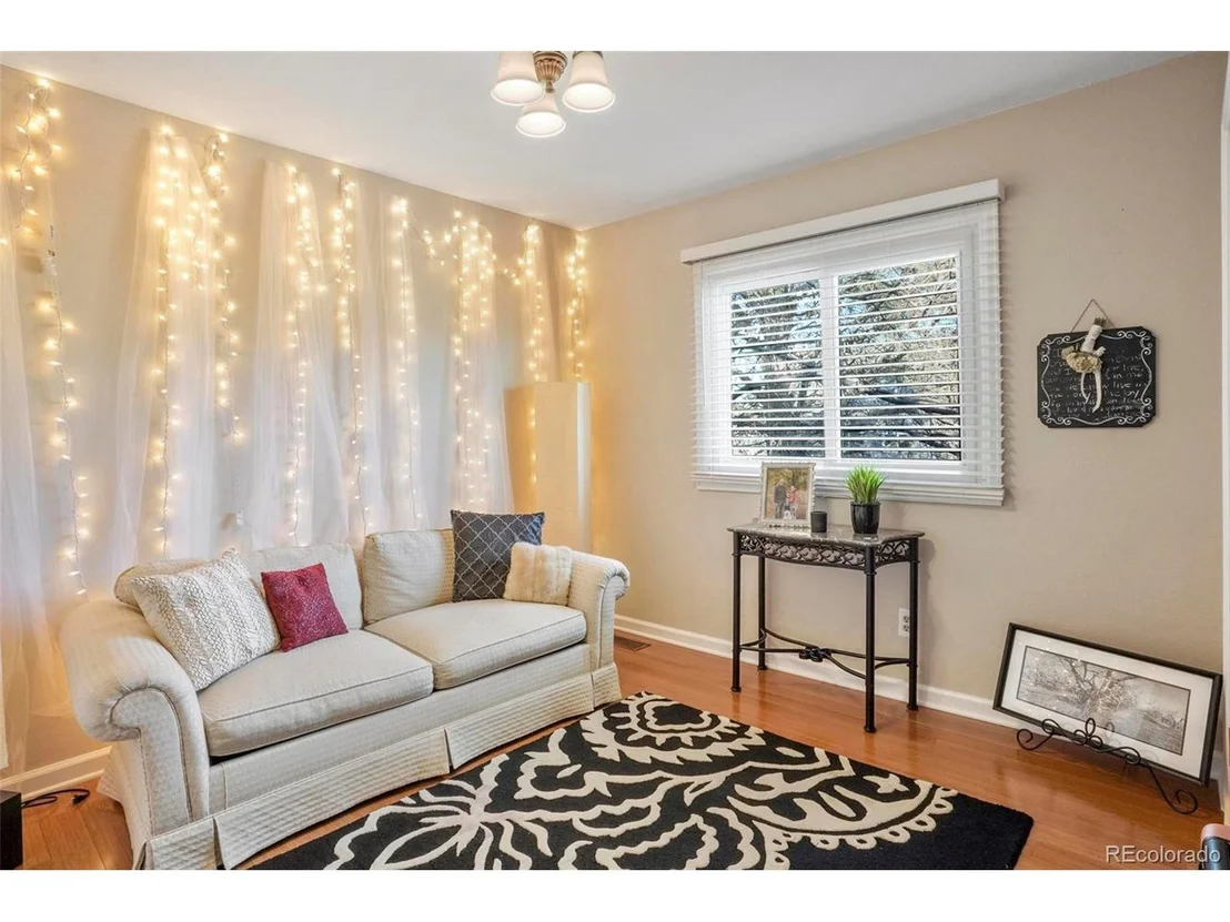Photo of 16733 E Prentice Cir