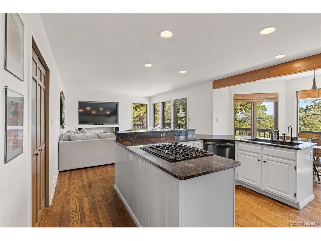 Photo of 6159 S Skyline Dr
