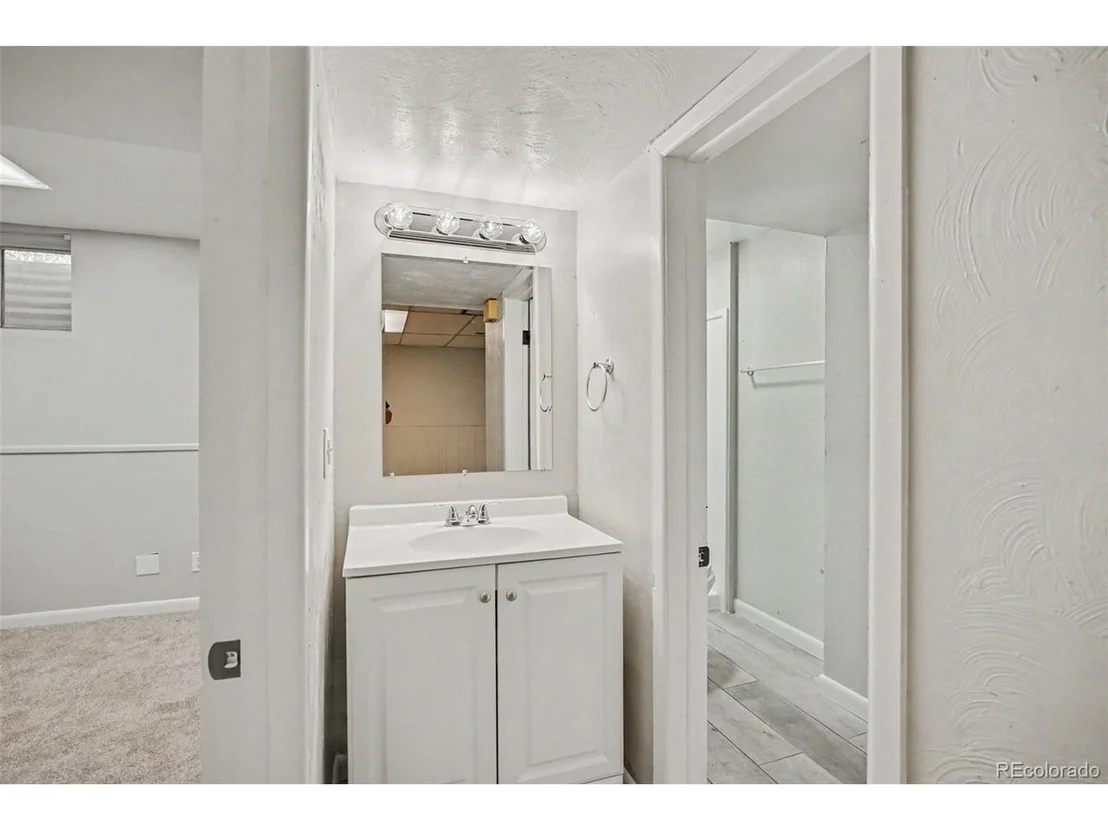 Photo of 9108 W 75th Pl