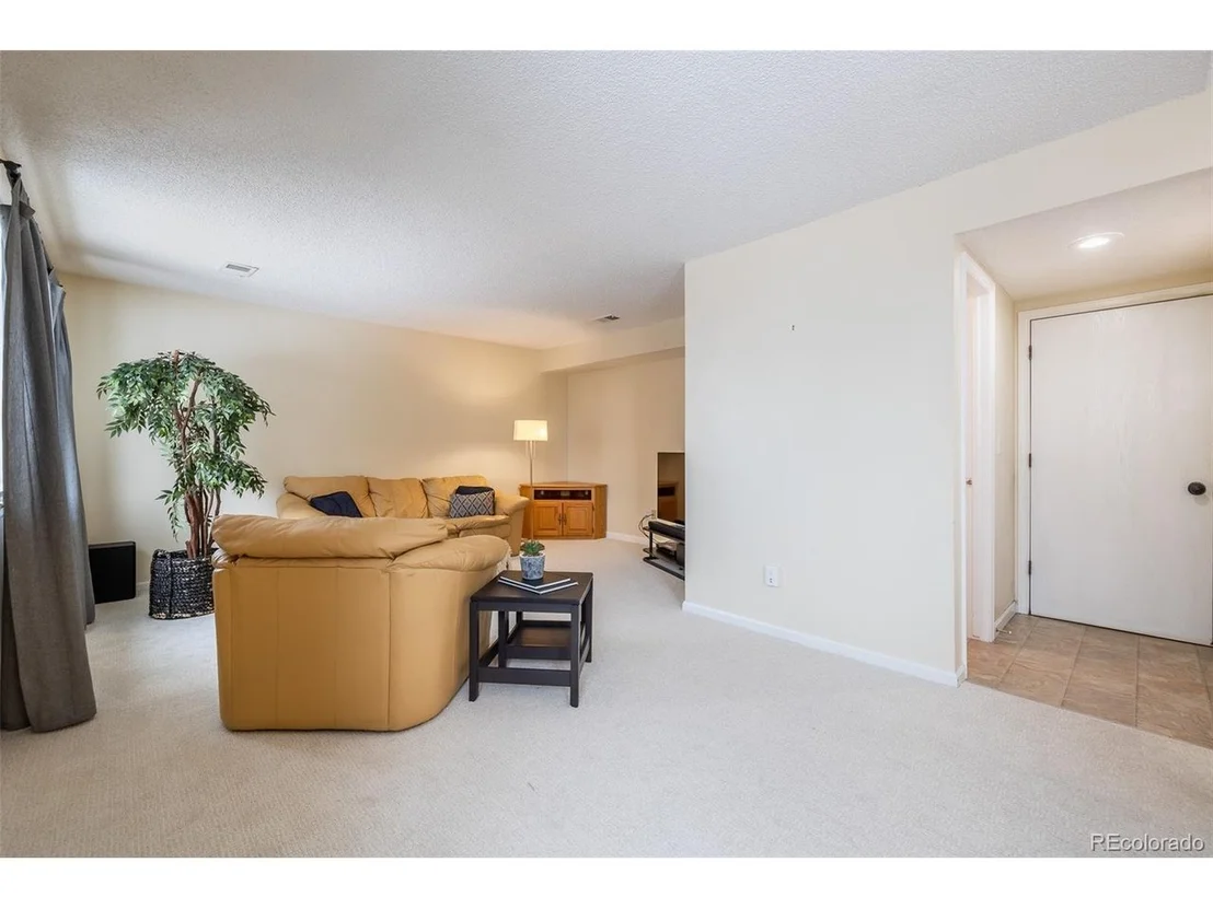 Photo of 11161 Brownstone Dr