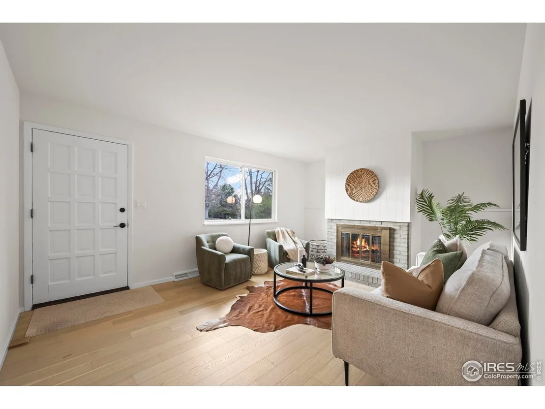 Photo of 3545 Cloverleaf Dr