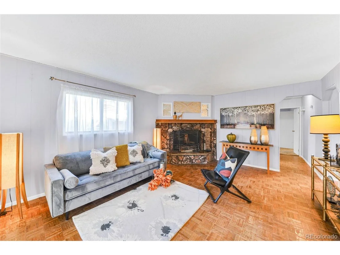 Photo of 580 Bountiful Ct