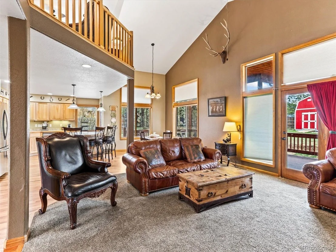 Photo of 85 Burland Dr