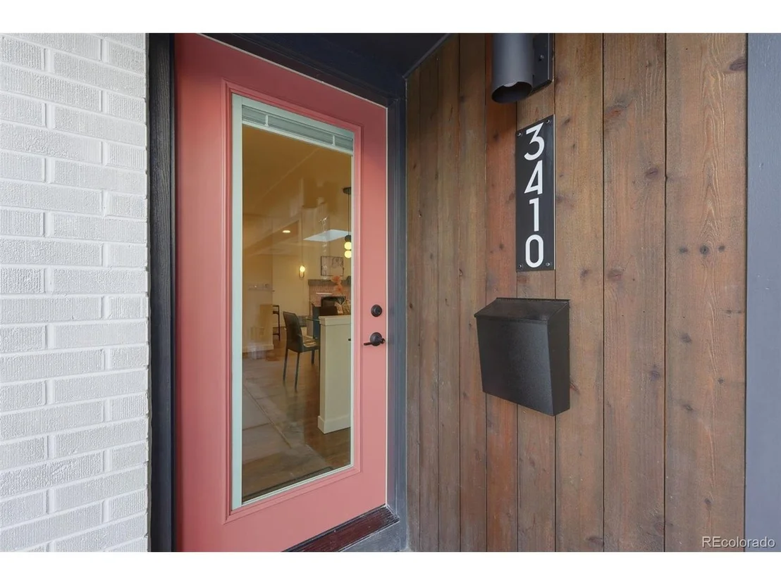 Photo of 3410 Ash Ave