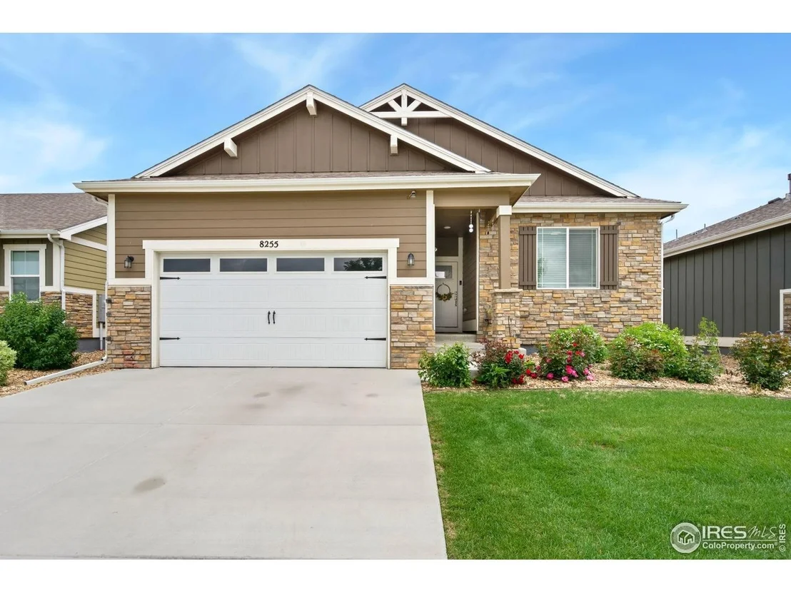 Photo of 8255 Eagle Dr