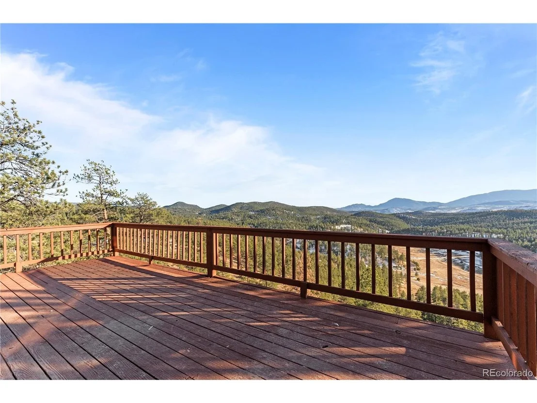 Photo of 31437 Evans View Ln