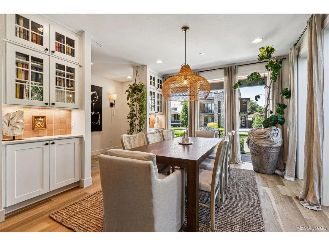 Photo of 2400 Lowell Blvd