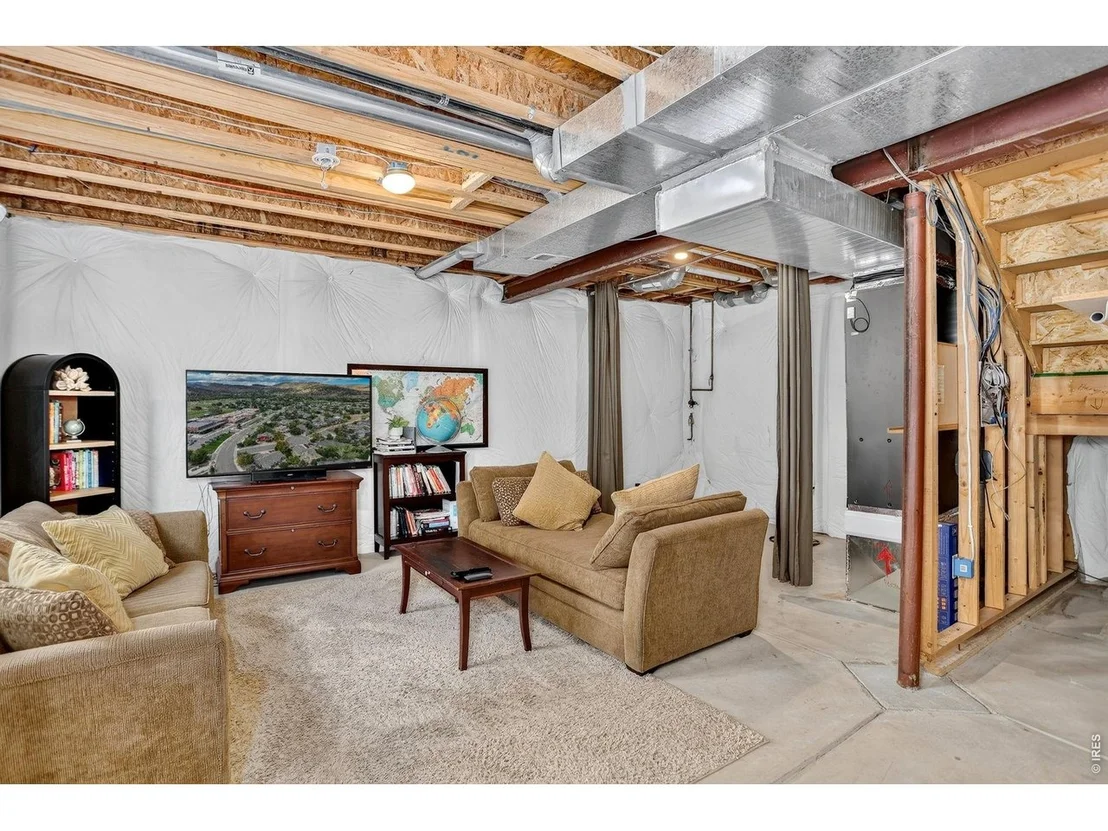 Photo of 103 Bohn Ct