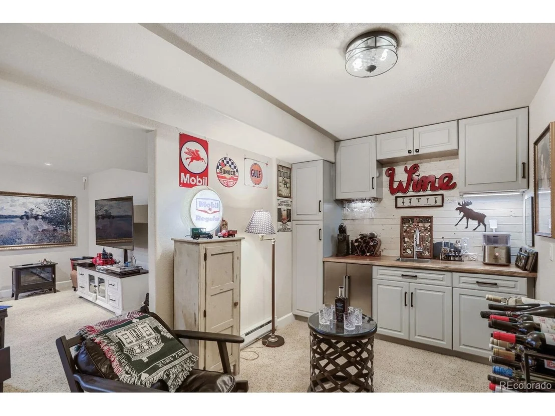Photo of 11701 Montgomery Cir