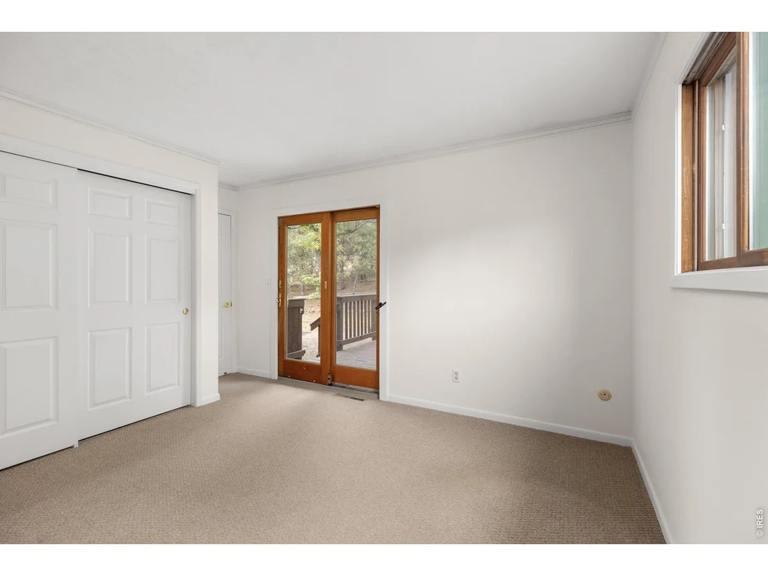 Photo of 42 Ottawa Ct