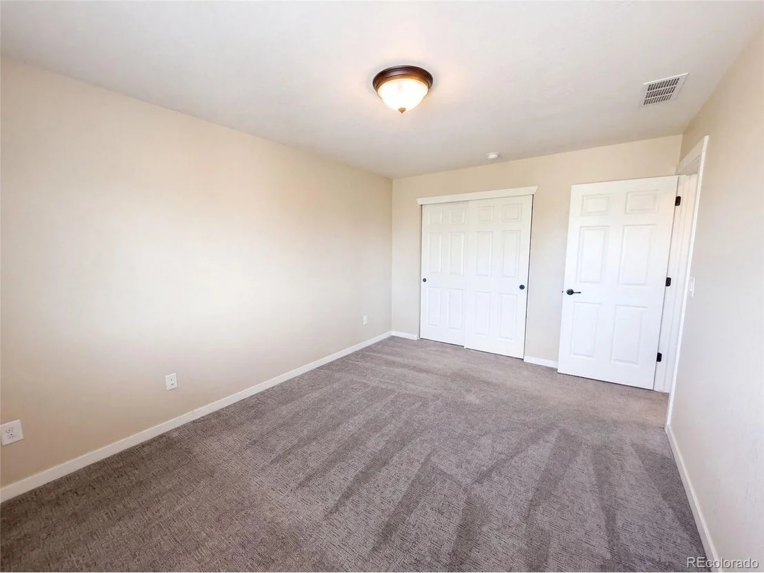 Photo of 14928 Nighthawk Ln