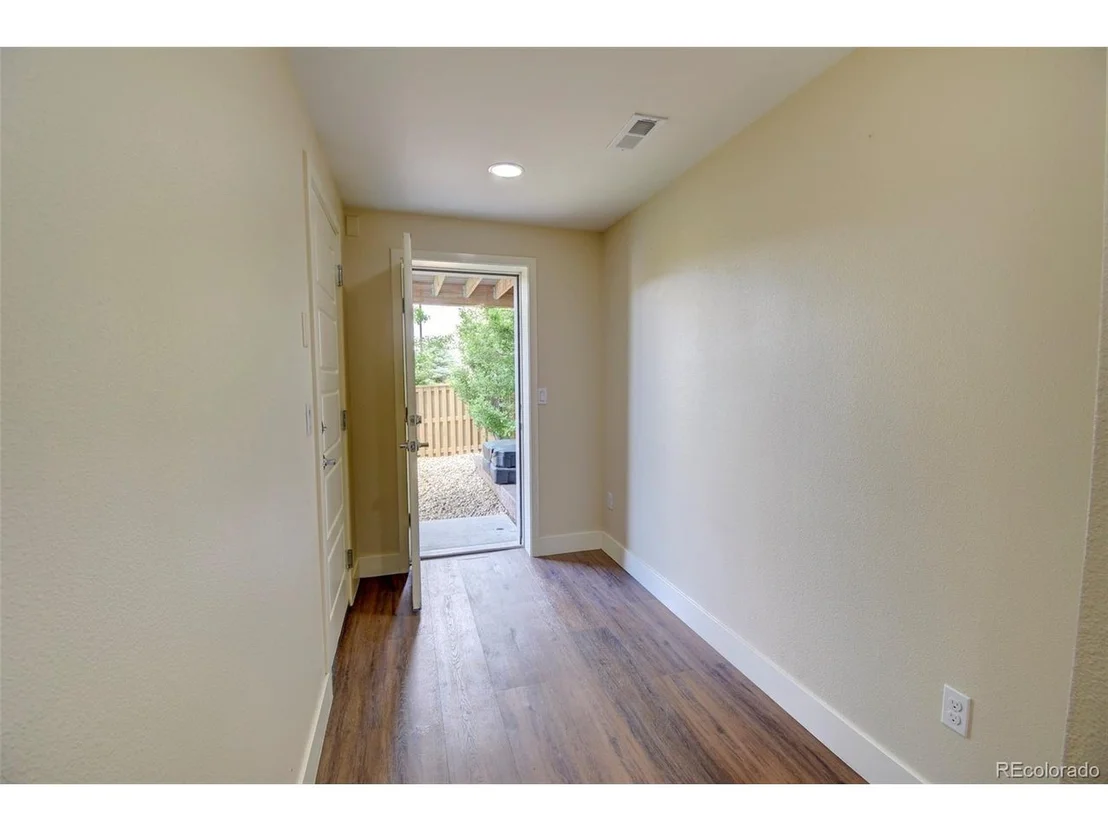Photo of 9727 Dunning Cir