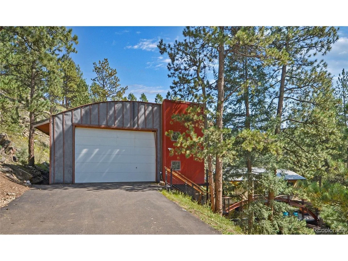 Photo of 3074 High Rd