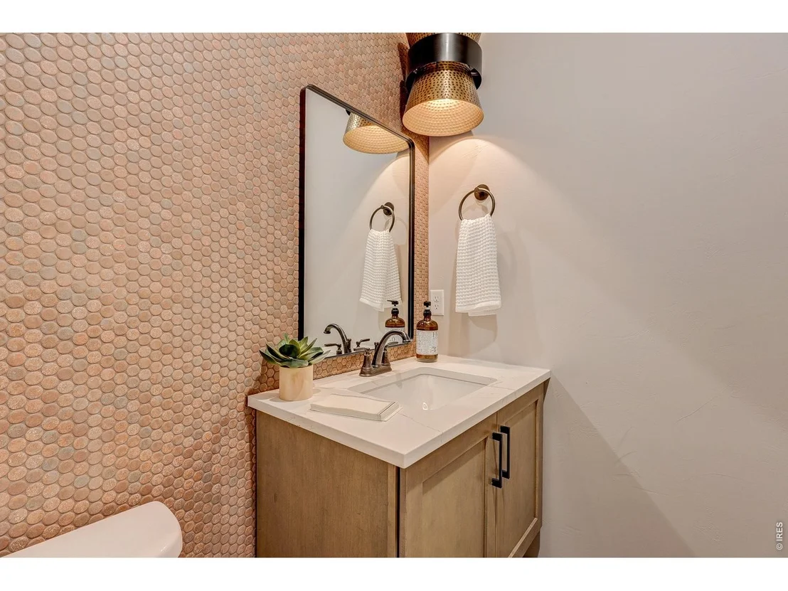 Photo of 1310 Burt Ave