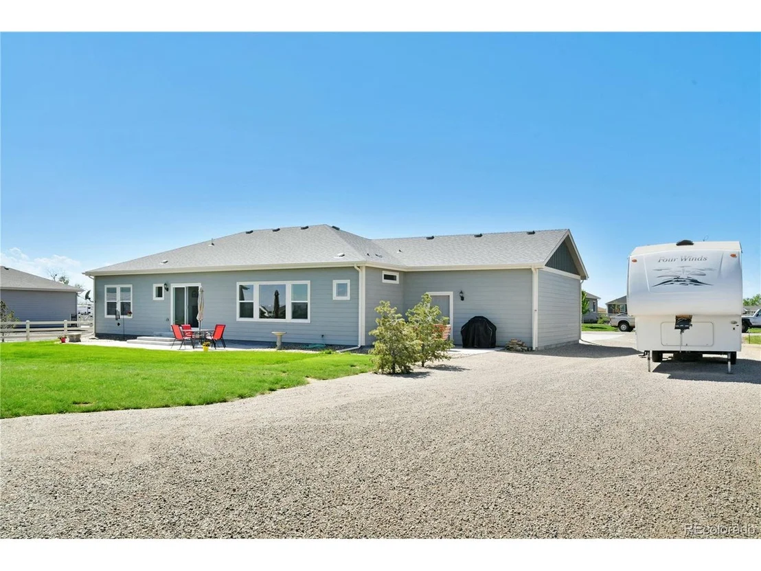 Photo of 560 Remington Dr