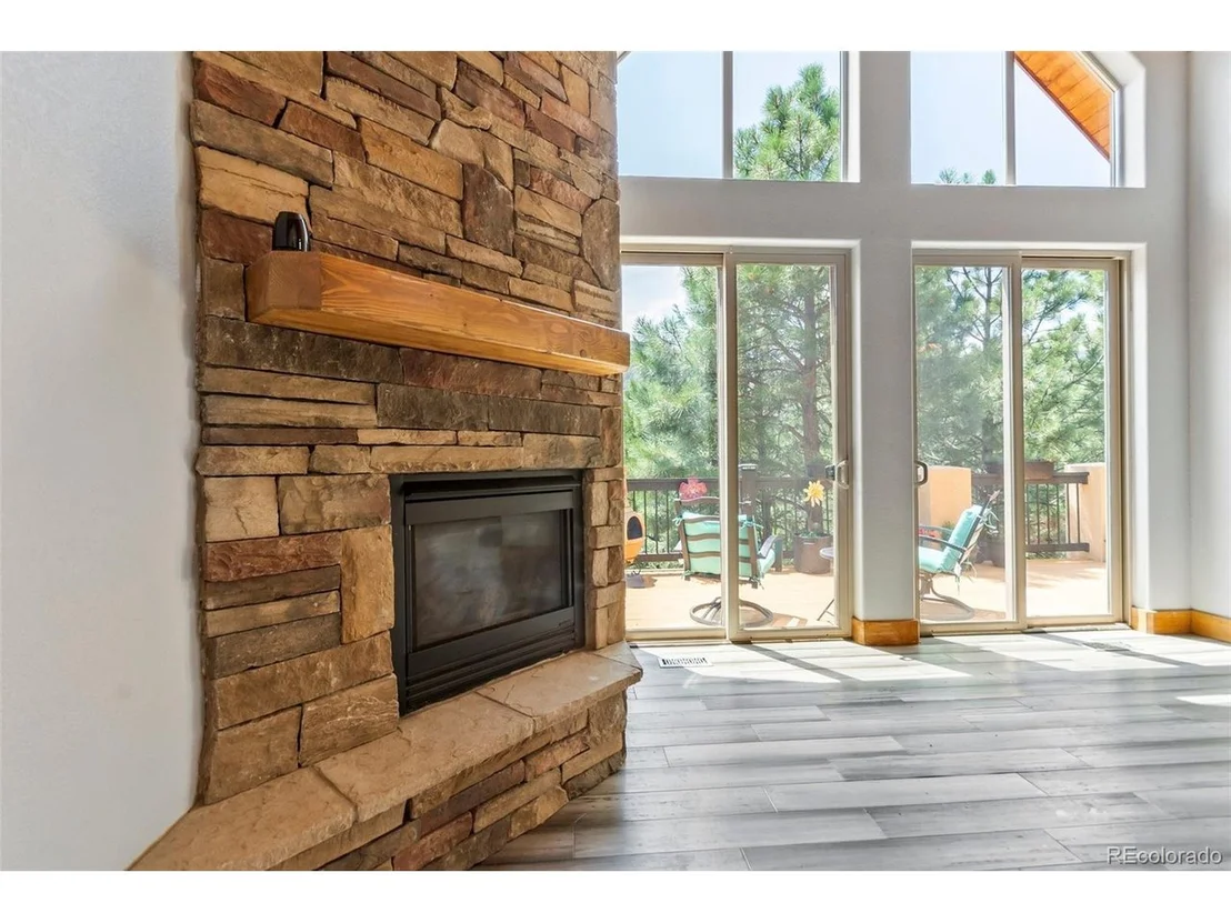 Photo of 4755 Delaware Dr