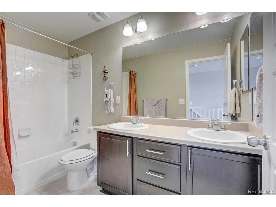 Photo of 2162 Longfin Dr