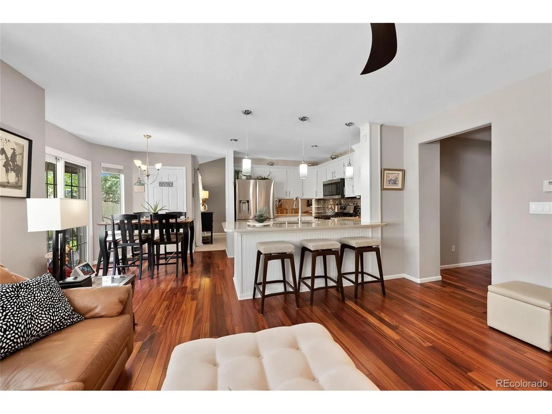 Photo of 469 Briggs Pl
