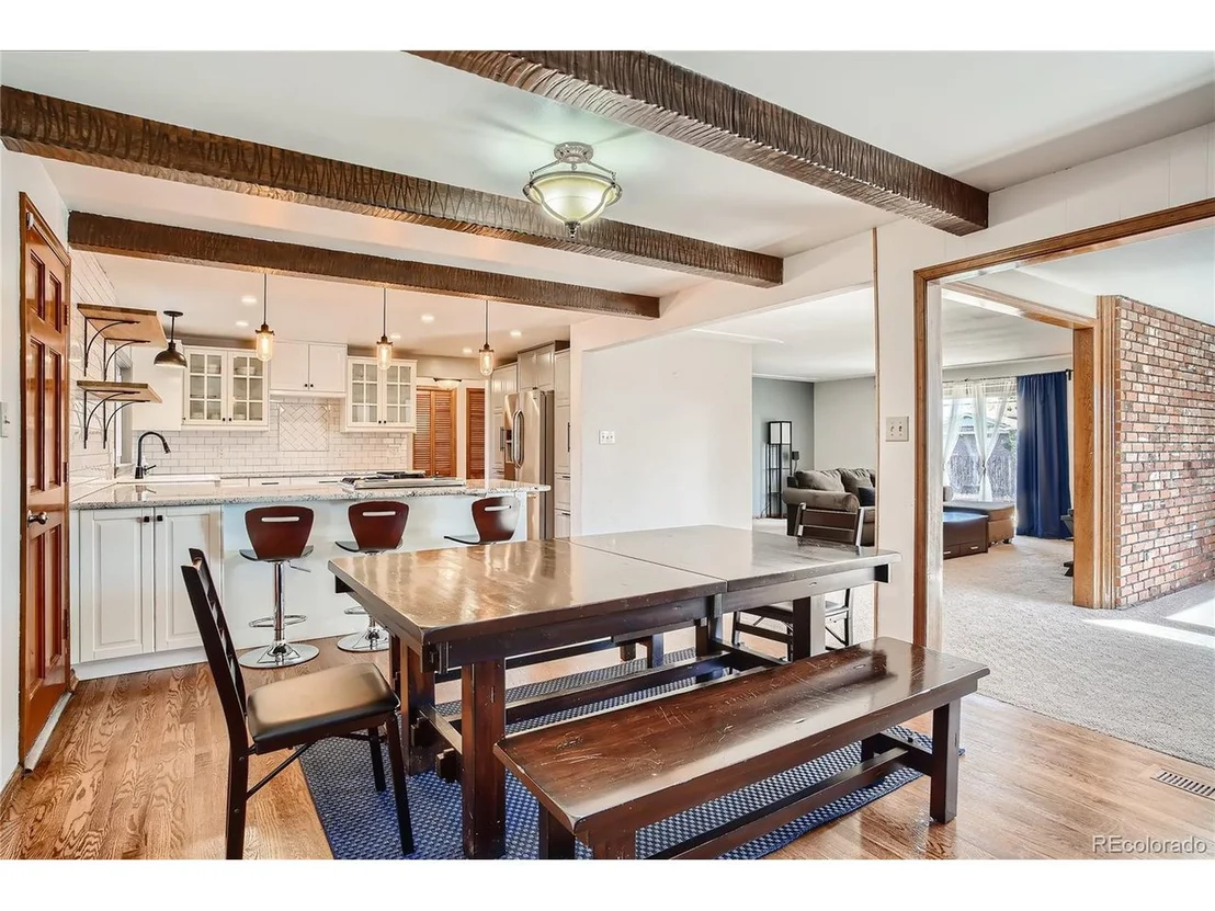 Photo of 6988 Carr Ct