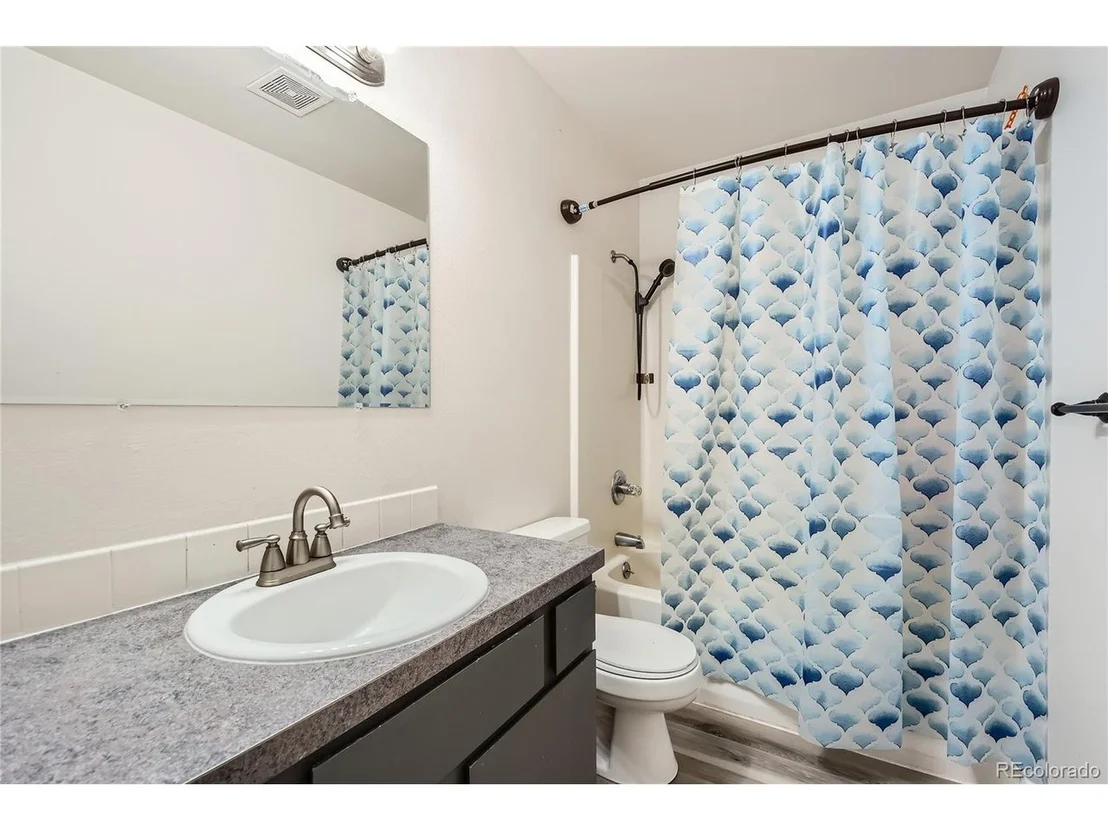 Photo of 2232 Ash Ave