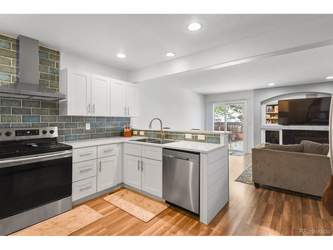 Photo of 6723 St Vrain Ranch Blvd