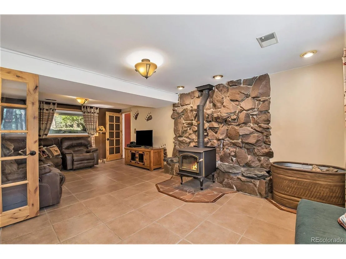 Photo of 5167 Knotty Pine Ln
