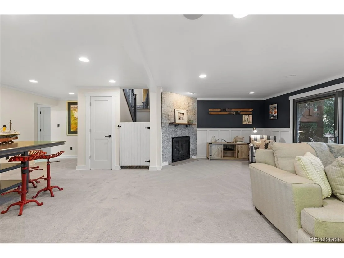 Photo of 5839 Lone Peak Dr