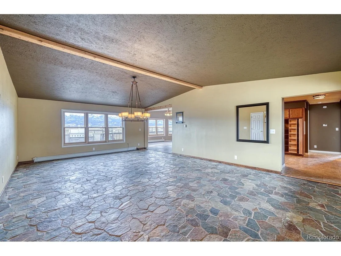 Photo of 7460 County Road 156w