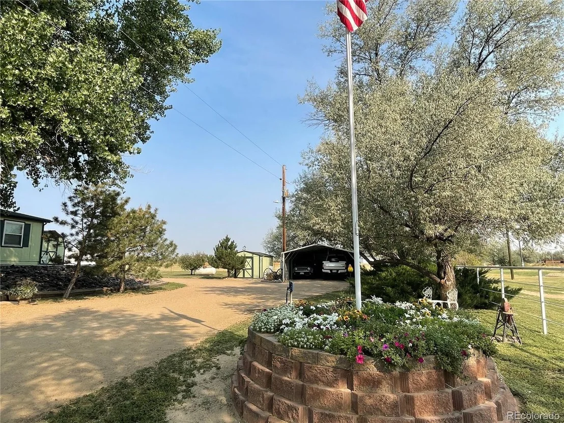 Photo of 24241 Highway 52