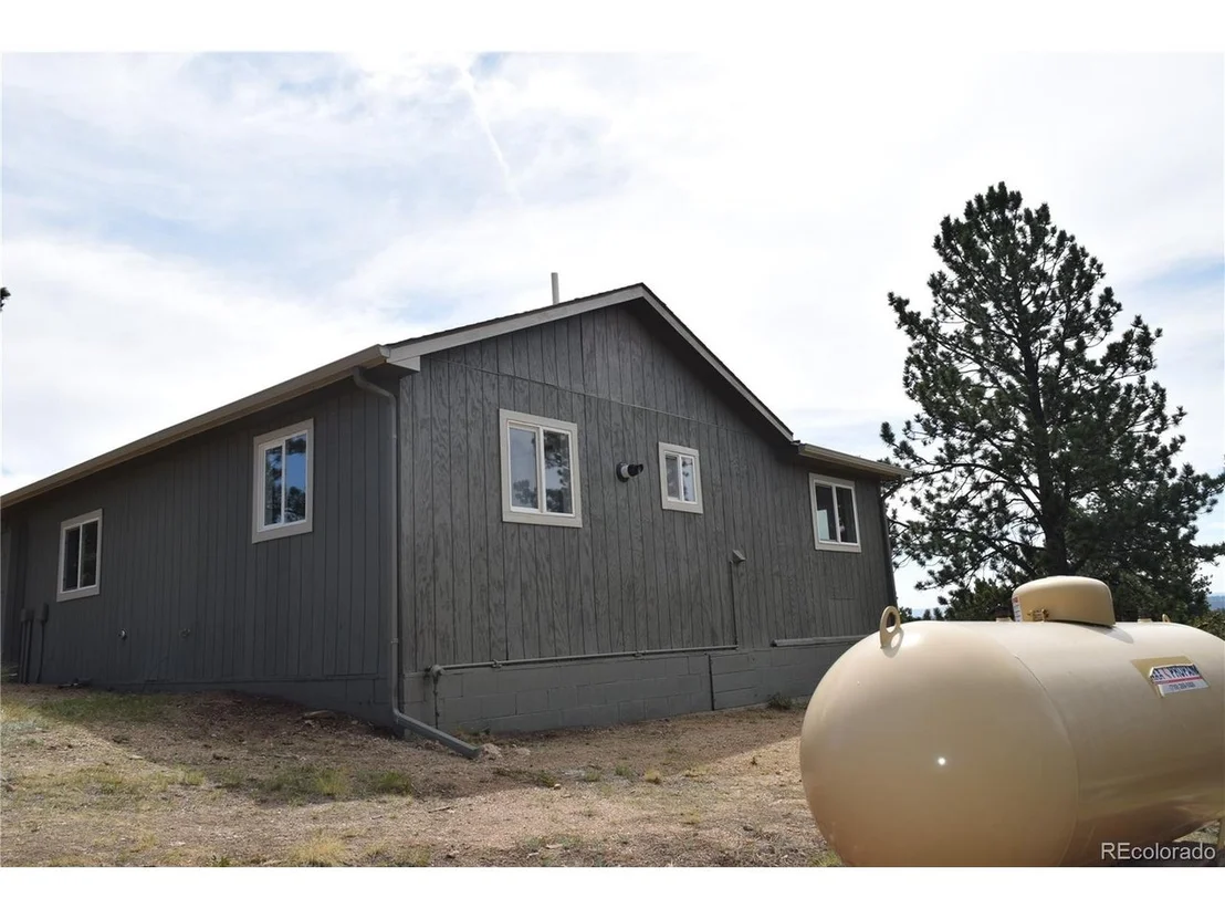 Photo of 1651 Aspen Trl