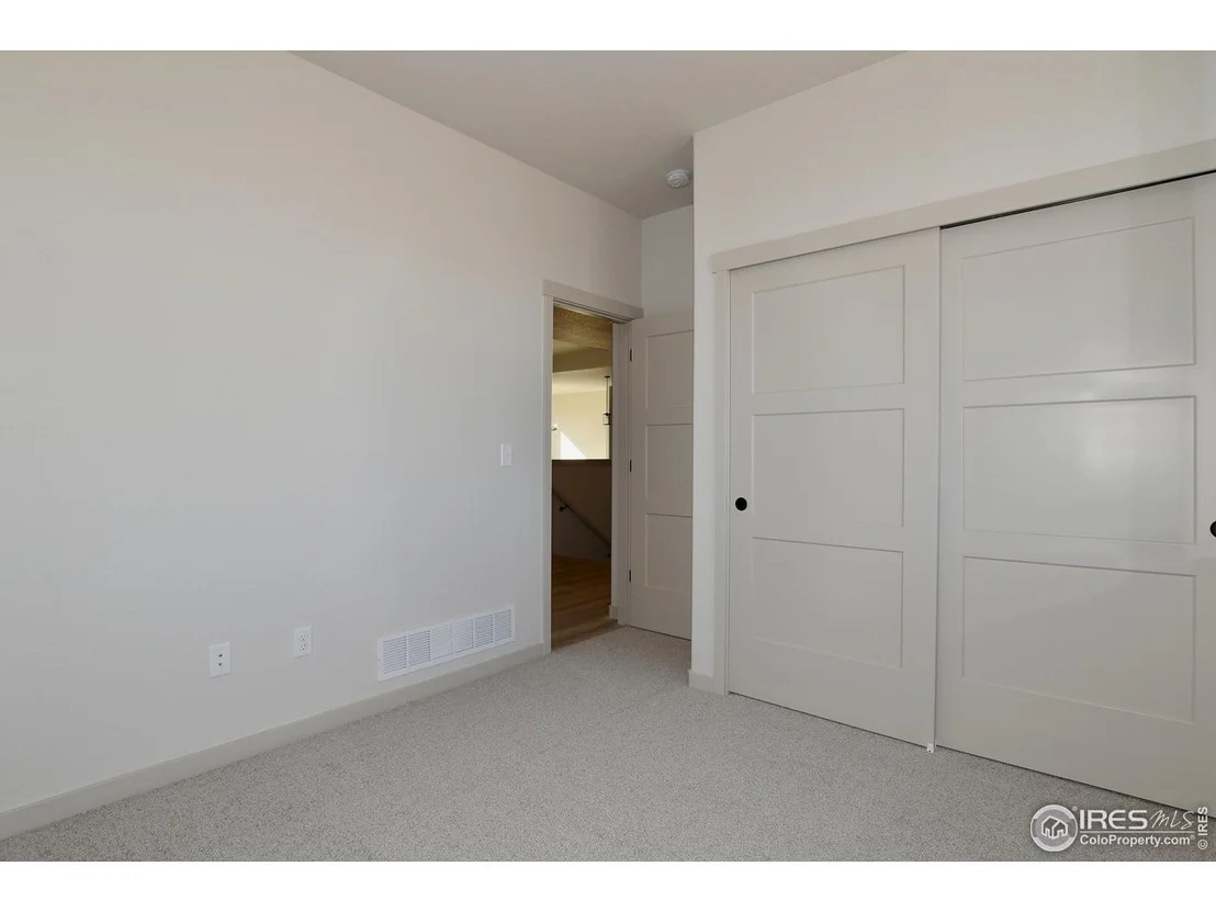 Photo of 120 63rd Ave