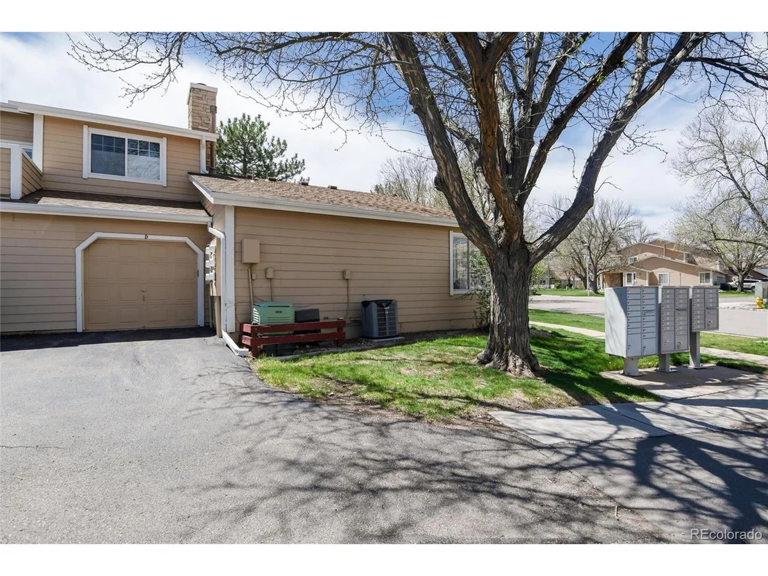 Photo of Unit D at 8422 Everett Way