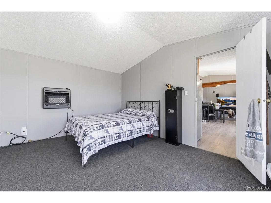 Photo of 987 14th Trl
