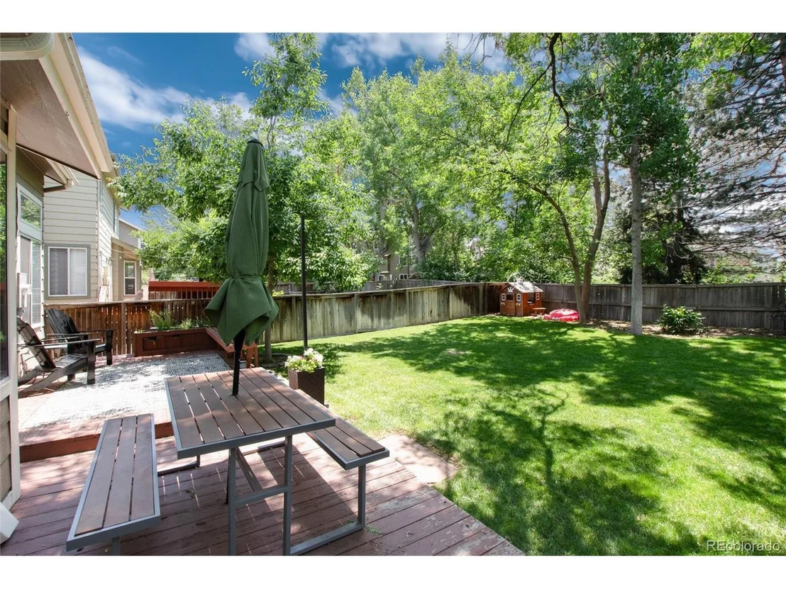 Photo of 882 Garden Dr