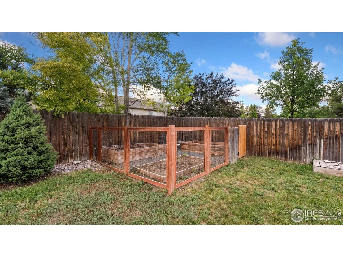 Photo of 1937 Mahogany Way