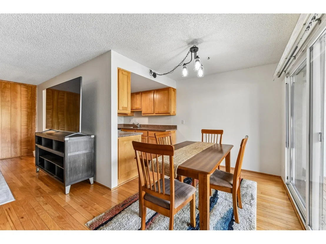 Photo of Unit 262 at 805 29th St