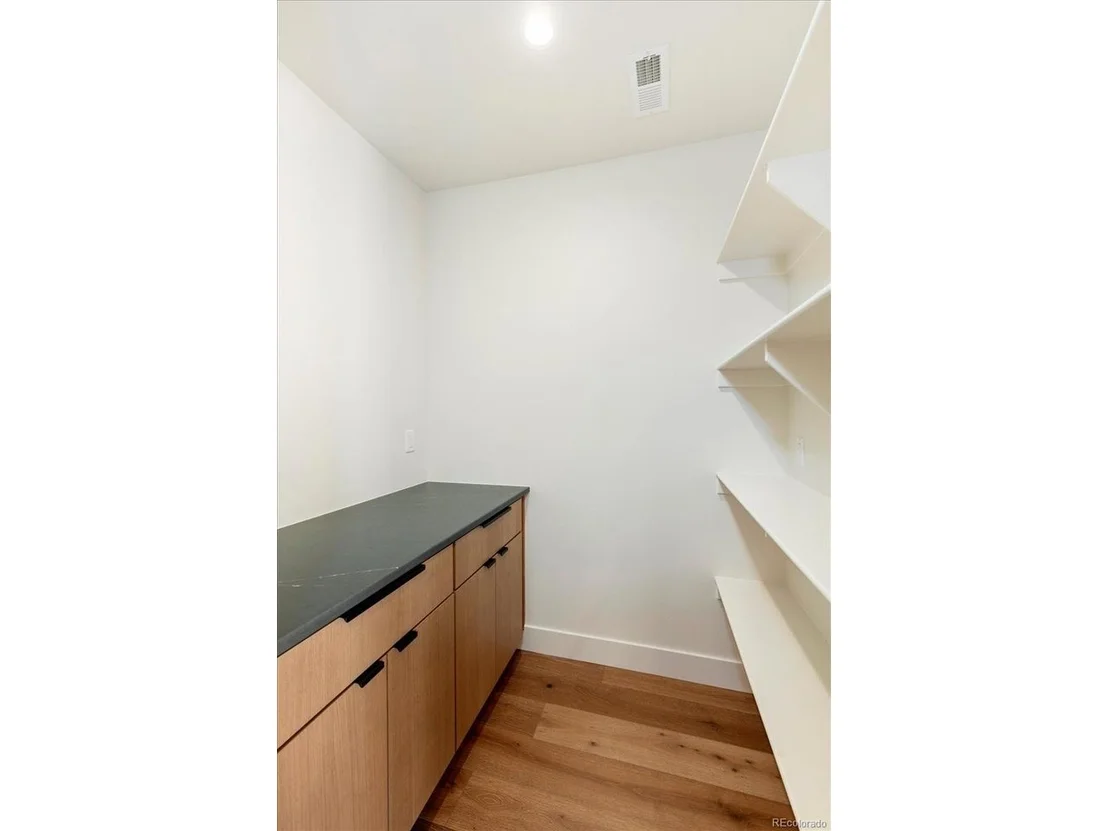 Photo of 928 Crestone Ave