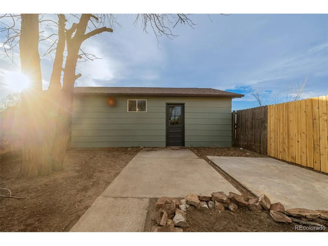 Photo of 115 Johnson St
