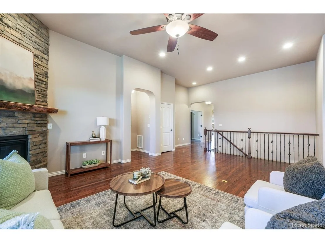 Photo of 215 Kettle Valley Way