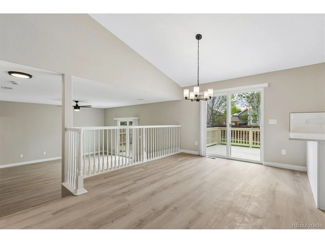 Photo of 422 Boulder Ln